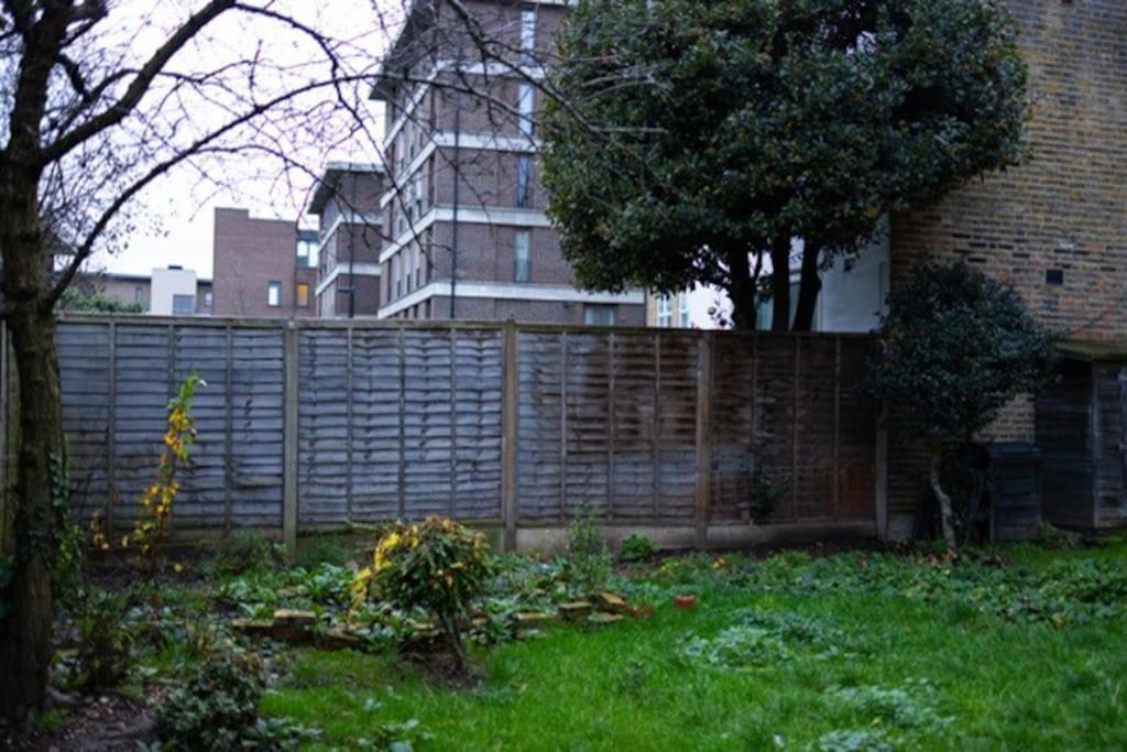 Manor Court Apartment Londra Exterior foto